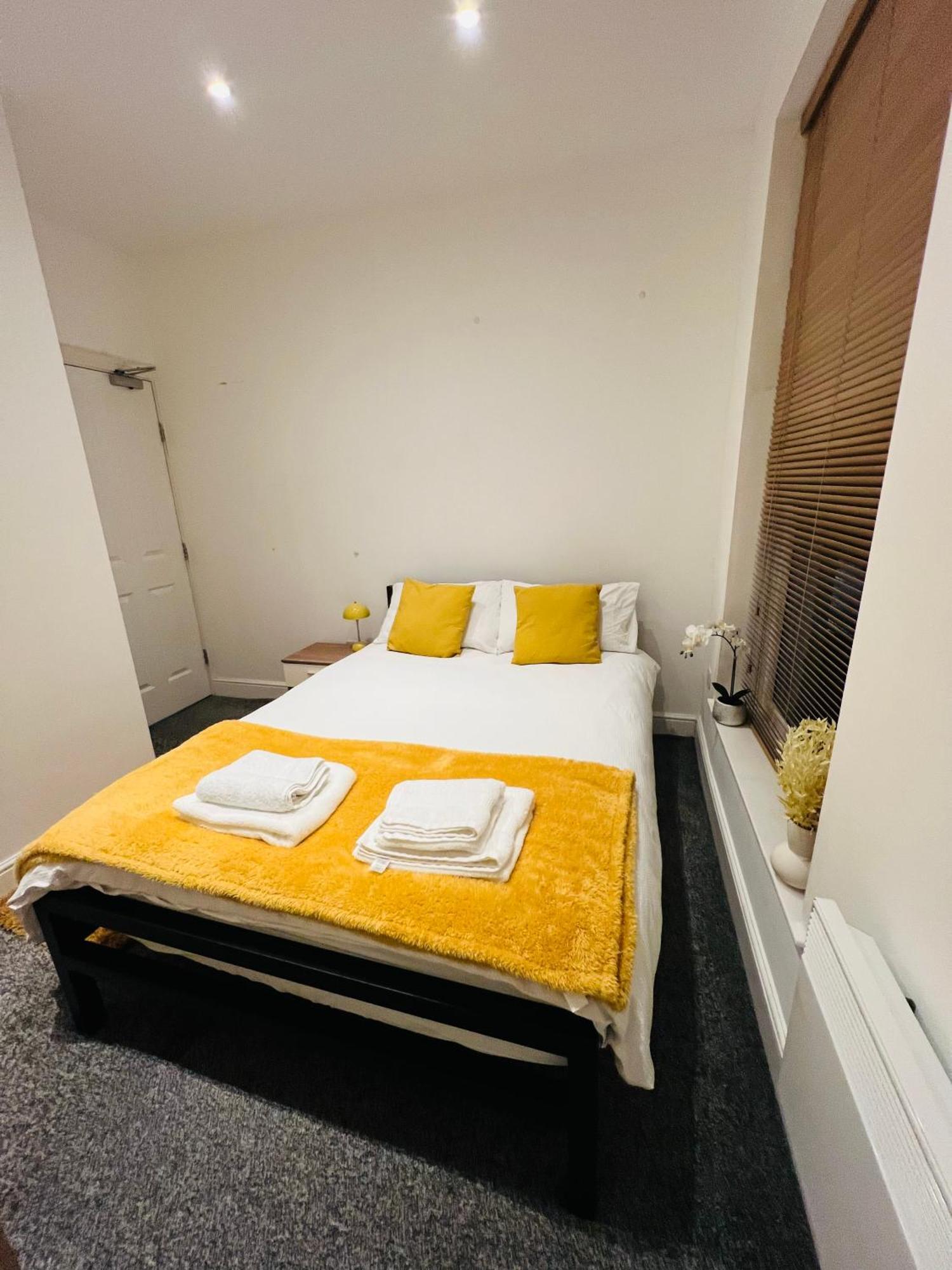 Grange House Retreat Apartamento Middlesbrough Exterior foto